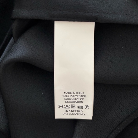 Kate Spade Rambling Rose Crepe Ruffle Fit & Flare Black Dress Size Medium NWT - Picture 11 of 14